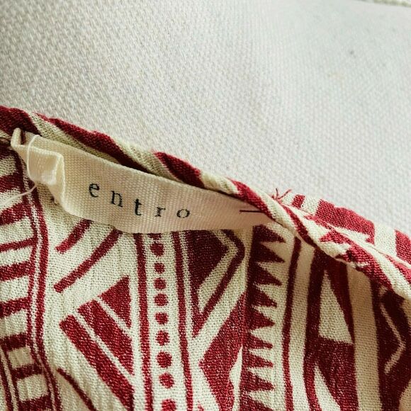 Entro Tribal Top Knotted Waist V Neck Relaxed Fit Red Short Sleeve Casual Small - Picture 8 of 11